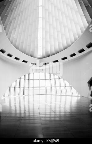 Ein Blick aus der Nähe von Windhover Hall, Milwaukee Art Museum... dieser exquisit schöne Ort hat mir den Atem genommen! Stockfoto