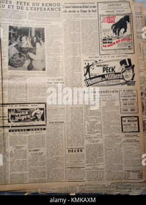 La Presse de Tunisie, eine bekannte tunesische Zeitung, berichtete 1956 über bedeutende Ereignisse, die eine Periode des politischen und sozialen Wandels in Tunesien nach seiner Unabhängigkeit markieren. Stockfoto