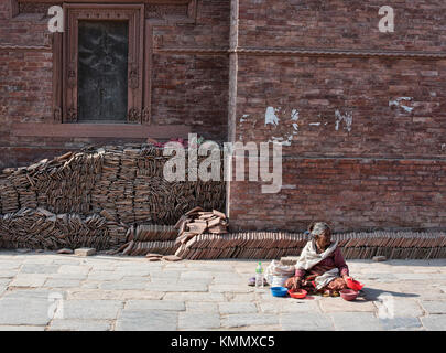 Ein Bettler in Durbar Square, Kathmandu, Nepal Stockfoto