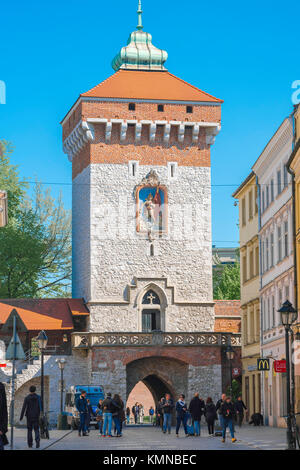 Florianska Tor Krakau, die mittelalterliche Florianska-St Florin's - Tor gelegen am Eingang Nord der zentralen Altstadt in Krakau, Polen. Stockfoto