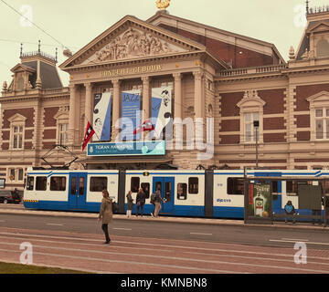 Neoklassische Royal Concert-Gebouw (Konzerthalle) von Adolf Leonard Van Gendt (1888), dem Museumplein (Museumsplatz), Amsterdam, Holland. Stockfoto