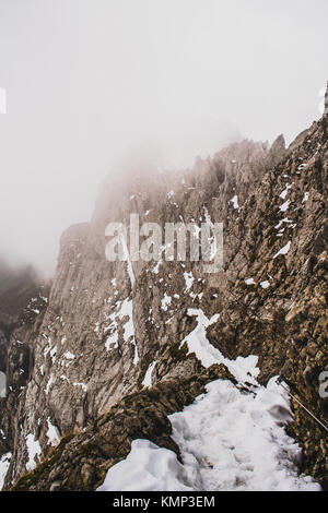 Moody Wetter oben auf dem Säntis Appenzell Schweiz Stockfoto