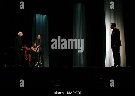 Presse - Probe der Theater - Spiel "Die Kameliendame" am Schlosspark Theater in Steglitz/Berlin. Mit: Anouschka Renzi, Joachim bliese, Oliver Nitsche, Arne Stephan & Fabian stromberger Berlin, wo: Deutschland Wann: 06.09.2017 Stockfoto