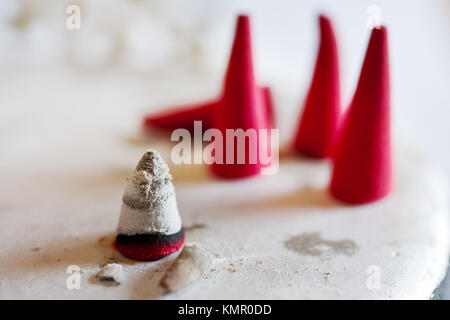 České vánoce - vánoční František/Tschechische Weihnachten - rauchen Räucherwerk Münzen Stockfoto