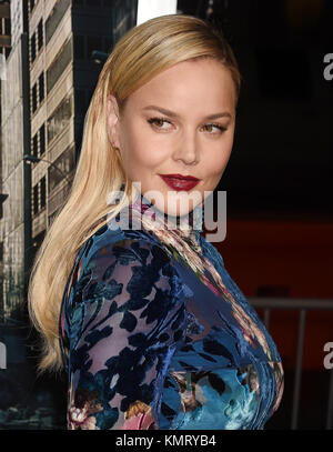 Abbie CORNISH US-Filmschauspielerin besucht die Premiere von Warner Bros. Pictures 'Geosturm' im TCL Chinese Theatre am 16. Oktober 2017 in Hollywood, Kalifornien. Foto: Jeffrey Mayer Stockfoto