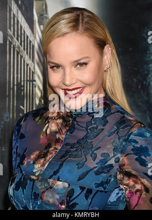 Abbie CORNISH US-Filmschauspielerin besucht die Premiere von Warner Bros. Pictures 'Geosturm' im TCL Chinese Theatre am 16. Oktober 2017 in Hollywood, Kalifornien. Foto: Jeffrey Mayer Stockfoto