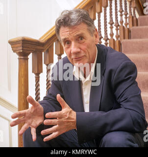 Michael Palin, englischer Schauspieler, Schauspieler, Autor und Fernsehmoderator, fotografiert in London, England, Vereinigtes Königreich. Stockfoto