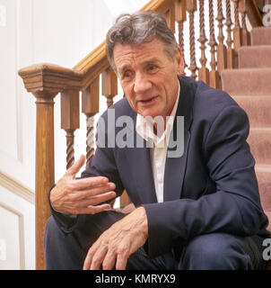 Michael Palin, englischer Schauspieler, Schauspieler, Autor und Fernsehmoderator, fotografiert in London, England, Vereinigtes Königreich. Stockfoto