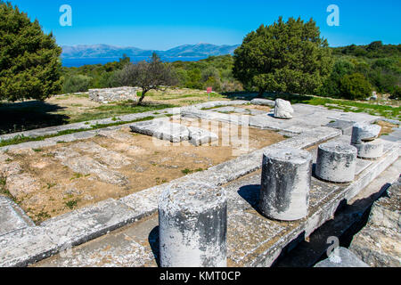 Heiligtum von Nemesis an Rhamnous im nordöstlichen Attika, Griechenland. Zwei Tempel zu Nemesis und Themis kann an die archäologische Stätte-4. Jahrhunderts gefunden werden Stockfoto