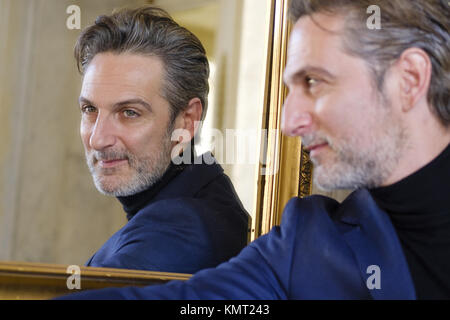 Ernesto Alterio posiert während der Präsentation von TROYANAS am Teatro Español de Madrid. Mit: Ernesto Alterio Wo: Madrid, Spanien Wann: 07. November 2017 Credit: Oscar Gonzalez/WENN.com Stockfoto