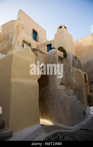 Emporio Village, Insel Santorini, Griechenland. Emporio Siedlung befindet sich auf dem südlichen Teil der Insel. Häuser aus der venezianischen Burg. Stockfoto