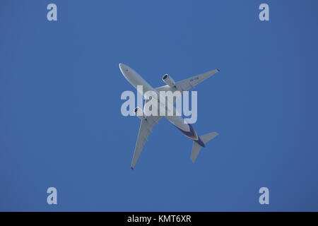 CHIANG MAI, THAILAND - 18. NOVEMBER 2017: HS-THG Airbus A350-900 von Thaiairway TG 105. Von Chiangmai Flughafen in Bangkok. Stockfoto