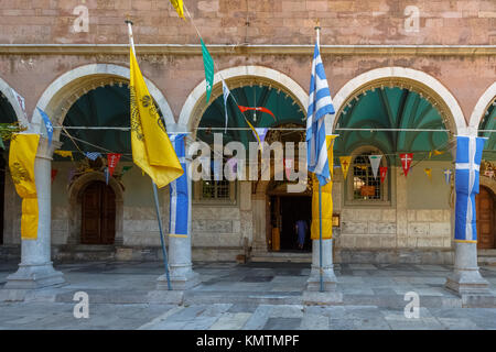 Die malerische Kirche Panagia in Agiasos, im südlichen Teil der Insel Lesvos gelegen und bekannt für die malerischen Gebäude und gepflasterte Straßen Stockfoto