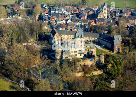 Schloss Hülchrath ist ein ehemaliges Kurfürstentum Köln Land schloss Hülchrath in Grevenbroich Viertel, Wasserburg, neo-gotischen Stil, Grevenbroich, rechts Stockfoto