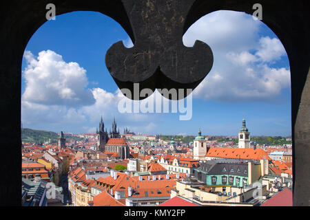 Prazsky hrad, Tynsky chram ein Stare Mesto (UNESCO), Praha, Ceska Republika/Tyn Kathedrale und Altstadt (UNESCO), Prag, Tschechische Republik Stockfoto