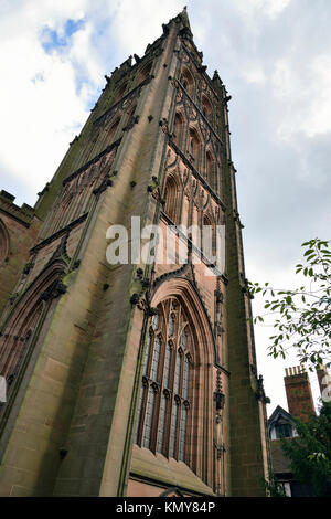 Turm von Coventry Alte Kathedrale Die Kathedrale wurde während WW2 zerstört Stockfoto