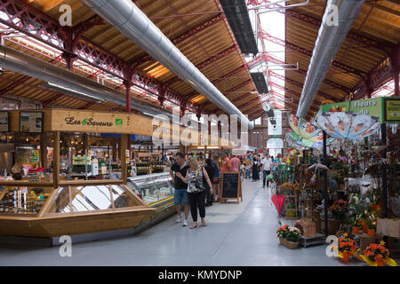 Der überdachte Markt von Colmar (Le Marché Couvert de Colmar) Stockfoto