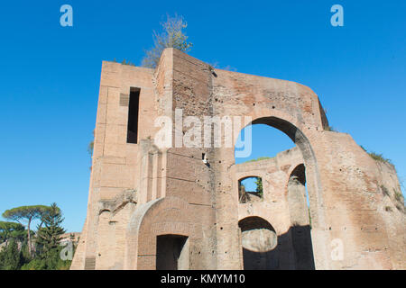Ein Torbogen in den Caracalla-thermen. Rom, Italien. Stockfoto
