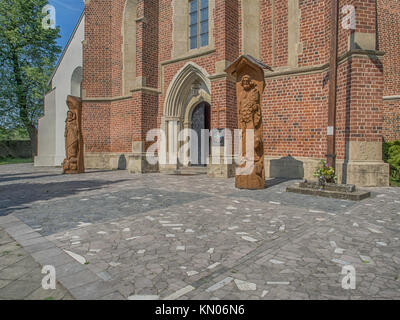 Szydlow, Polen - 21. Mai 2017: Saint Władyslaw Kirche in Szydlow Stockfoto