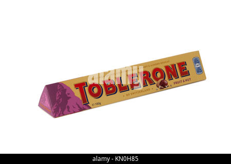 Toblerone - Schweizer Vollmilchschokolade mit Honig und Mandel nougat auf Stockfoto