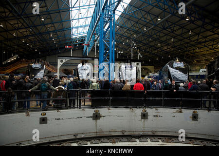 Line up eines 4 Dampflokomotiven auf der großen Versammlung gehalten an das National Railway Museum, York, UK - November 2013 Stockfoto