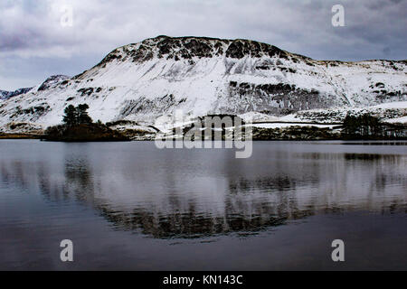 Cregennan Seen im Schnee, Dezember 2017 Stockfoto