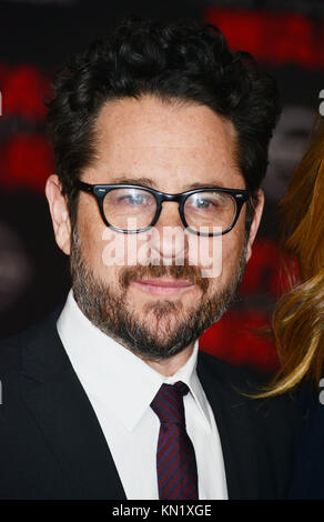 Los Angeles, USA. 09 Dez, 2017. JJ Abrams Executive Producer besucht die Premiere von Disney Pictures und Lucasfilm's Star Wars: Der letzte Jedi' im Shrine Auditorium am 9. Dezember 2017 in Los Angeles, Kalifornien Quelle: Tsuni/USA/Alamy leben Nachrichten Stockfoto