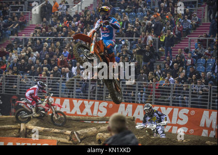 Krakau, Polen. 9 Dez, 2017. Polnische Reiter, Tadeusz Blazusiak konkurriert Bei der GP Polen Super Enduro Weltmeisterschaft in Tauron Arena. Credit: Omar Marques/SOPA/ZUMA Draht/Alamy leben Nachrichten Stockfoto