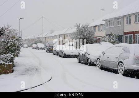 Wickford, Essex, Großbritannien. 10 Dez, 2017. UK Wetter: Am frühen Morgen Schneefall deckt Essex Credit: Ben Rektor/Alamy leben Nachrichten Stockfoto