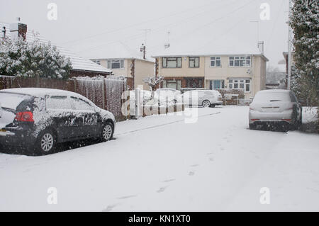 Wickford, Essex, Großbritannien. 10 Dez, 2017. UK Wetter: Am frühen Morgen Schneefall deckt Essex Credit: Ben Rektor/Alamy leben Nachrichten Stockfoto