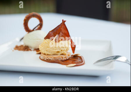 USA Virginia VA Williamsburg Winery Cafe provenzalischen Speisen elegant essen Dessert Stockfoto