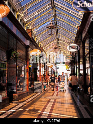 Victoria Arcade, King Street, Great Yarmouth, Norfolk, England, Vereinigtes Königreich Stockfoto