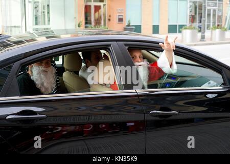 Cincinnati, Ohio 12-12-2015 Santacon Stockfoto