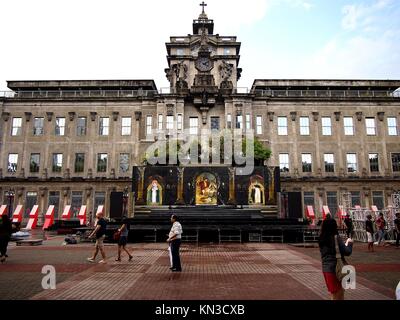 Cebu City, Philippinen - Dezember 6, 2017: Hauptgebäude der Universität Santo Thomas in Cebu City, Philippinen. Stockfoto