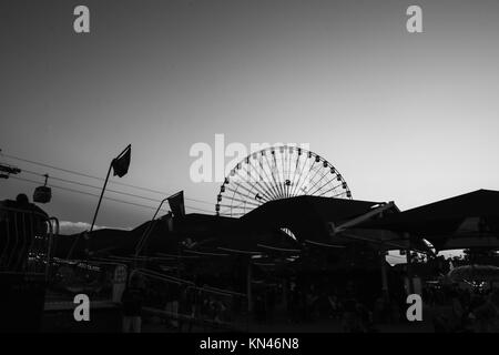 Schwarz-Weiß Texas Star Ferris Wheel Stockfoto