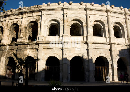 Römisches Amphitheater von Nimes, Gard, Frankreich Stockfoto