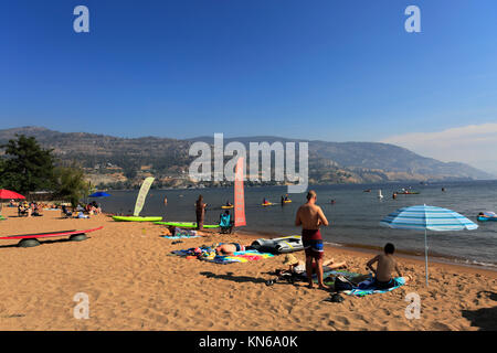 Sommer Blick über Sudbury Strand, Penticton Stadt, Okanagan Valley, British Columbia, Kanada. Stockfoto