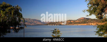 Sonnenaufgang über den Okanagan Lake, Waterfront Park, Kelowna Stadt, Okanagan Valley, British Columbia, Kanada Stockfoto