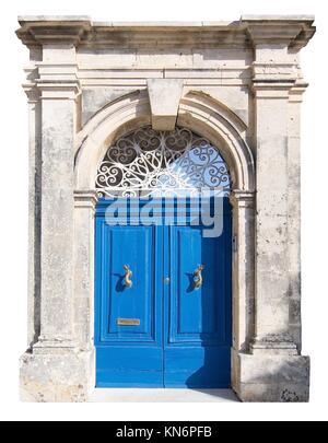 Blaue Tür mit weißes Eisen Spitze. Bemalten Türen der Malta-Serie.