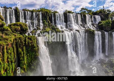 San Andres in Iguazu Wasserfälle, eines der neuen Sieben Weltwunder der Natur, Argentinien.