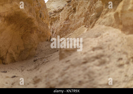 Passage in der Mitte Schluchten, Namibe Wüste. Angola. Stockfoto