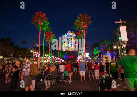 Sunset Weihnachtsgrüße, Turm des Terrors, Disney's Hollywood Studios, Orlando, Florida Stockfoto