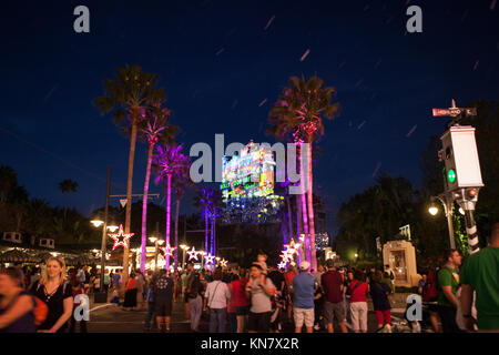 Sunset Weihnachtsgrüße, Turm des Terrors, Disney's Hollywood Studios, Orlando, Florida Stockfoto