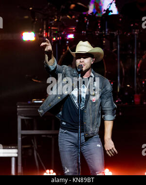 Las Vegas, NV, USA. 10 Dez, 2017. *** Haus AB *** Dustin Lynch führt im Chelsea im Cosmopolitan von Las Vegas in Las Vegas, NV am 10. Dezember 2017. Credit: Erik Kabik Fotografie/Medien Punch/Alamy leben Nachrichten Stockfoto