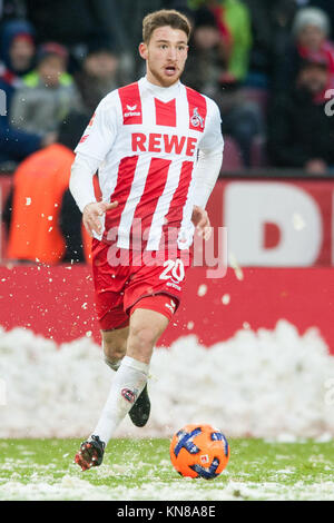 Koeln, Deutschland. 10 Dez, 2017. Salih OEZCAN (Ozcan, K) mit Kugel, Einzelaktion mit Kugel, Aktion, Fussball 1. Bundesliga, 15. Spieltag, 1.FC Köln (K) - SC Freiburg (FR) 3:4, am 10.12.2017 in Köln/Deutschland. | Verwendung der weltweiten Kredit: dpa/Alamy leben Nachrichten Stockfoto