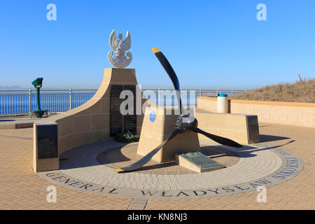 Die Sikorski Mahnmal zum Gedenken an die 1943 B-24 Crash, dass General Wladyslaw Sikorski (1881-1943) in Europa Punkt in Gibraltar getötet Stockfoto