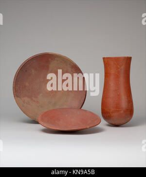 Das Gericht aus Tutanchamuns Einbalsamierungslager zeigt altägyptische Begräbnispraktiken und den rituellen Gebrauch von Gefäßen in Bestattungsgebräuchen. Stockfoto