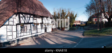 Red Lion Pub im Chalton Hampshire UK-ältesten Pub in Hampshire - 16. Jahrhundert Stockfoto