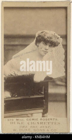 Card Number 573 zeigt Miss Cemie Roberts aus der Serie Schauspieler und Schauspielerinnen von Duke Sons & Co., die Duke Zigaretten fördert und Prominente aus dem frühen 20. Jahrhundert in der Werbung veranschaulicht. Stockfoto