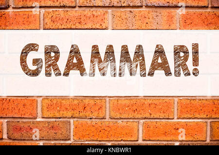 Konzeptionelle Ansage Bildunterschrift inspiration Übersicht Grammatik. Business Konzept für die grundlegenden Regeln der Syntax grammatische Sprache geschrieben auf alten Stockfoto